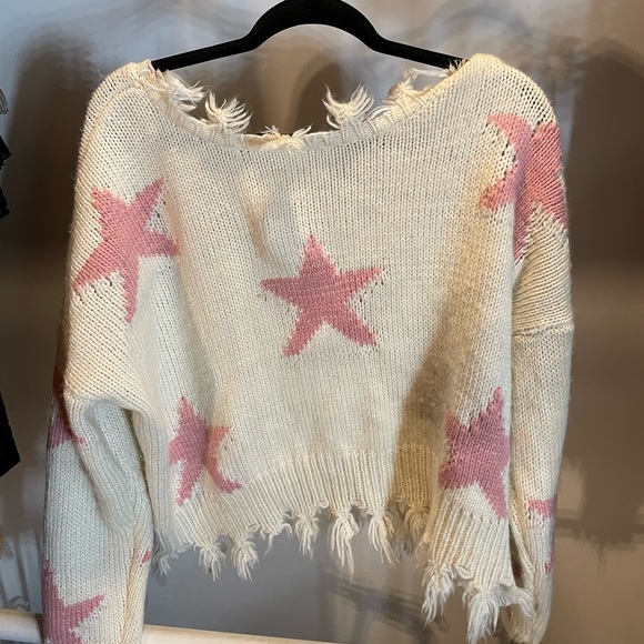 Cropped V fringe pink star sweater - Picture 3 of 5